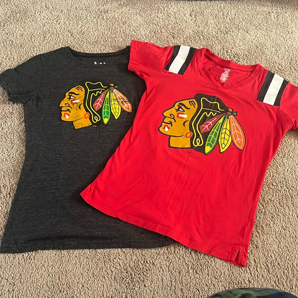 Women’s Chicago Blackhawks Short Sleeve Bundle (2)